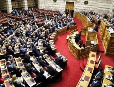 Η πρώτη παραίτηση βουλευτή - Δείτε ποια παραδίδει την έδρα της